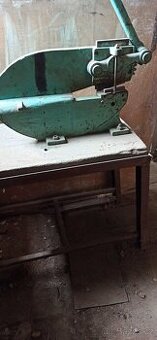 Pákové nůžky na plech a pásovinu