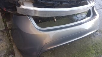 Opel Meriva B rok 2014 zadní nárazník,výztuha,držáky narazni