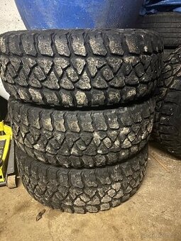 Kumho MT51