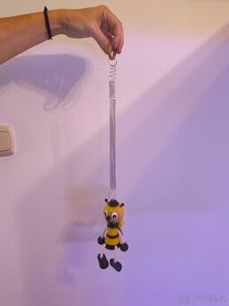 Dřevěná hračka na priužině