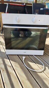 Prodam elektrickou troubu Mora WT201FW