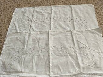 Prostěradla a polštáře