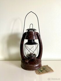 Starožitná značená petrolejová lampa Kvěle - 1