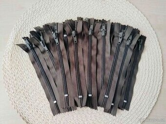 Zip plastový 15 cm - 35ks - 1