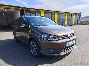 Volkswagen Touran Cross 2.0Tdi tažné