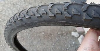 pneu plast na kolo 26x2.125