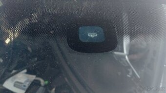 Vw passat b6 čelni okno
