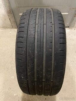 Pneu 235/45/17