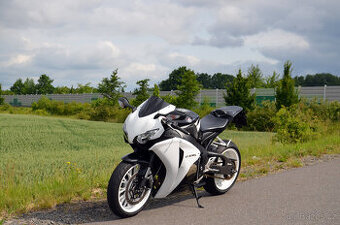 Honda CBR1000RR Fireblade, najeto 32 tkm