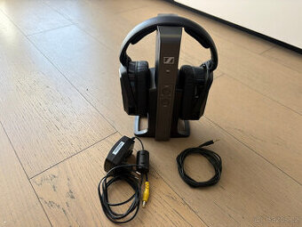 Zánovní bezdrátová sluchátka Sennheiser RS 175