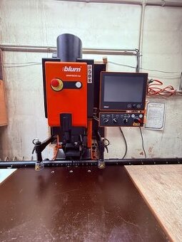 Blum MINIPRESS top M75E2000