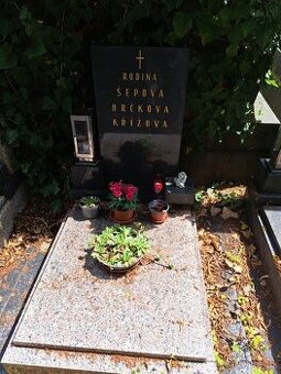 Hrobové misto na Olsanech