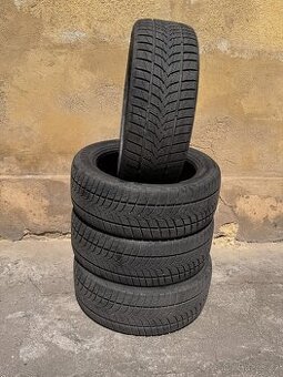 Zimní pneu - 275/45R20 110V XL Imperial Snowdragon UHP