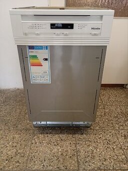 Myčka nádobí Miele G 4700 SCi