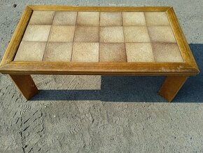 Prodám konferenční stůl stolek