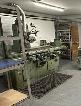 Horizontální frézka