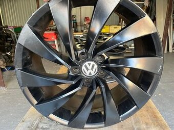 Alu kola R19 na VW Arteon 8x19 5x112 ET40