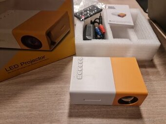 Mini LED projektor YG300 USB, HDMI žlutý