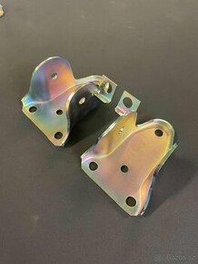 Škoda Felicia - úchyt lůžka zadní nápravy - Podkova - sada