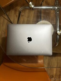 Apple Macbook pro 2017