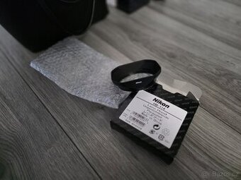 Nikon Sluneční clona HB-114