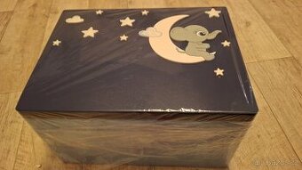 Malovaná bedýnky/truhla pro chlapečka