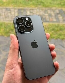 Prodám iPhone 15 pro 128GB černý titan