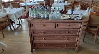 3x komoda do restaurace