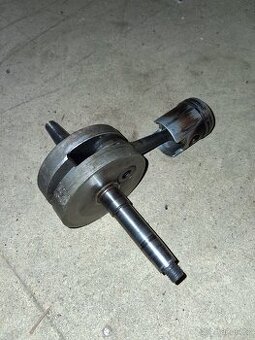 Kliková hřídel babeta 210