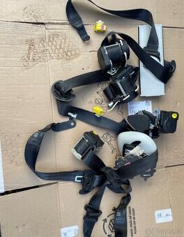 Bezpečnostní pásy VW Touran 1T3 / VW Caddy (originál)