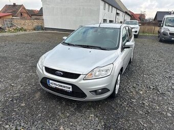 Ford Focus 1,6i 74KW VYHŘÍVANÉ PŘEDNÍ OKNO