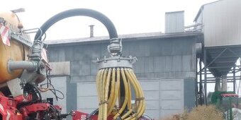 Rozdělovací hlava na diskový aplikátor