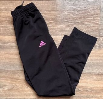 Krásné holčičí tepláčky Adidas vel.128