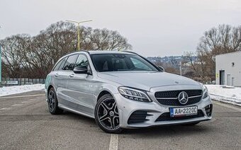Mercedes-Benz C220d AMG 2021