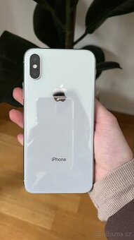iPhone XS 64 gb, novy obal a tvzene sklo