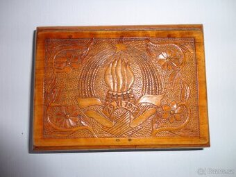 Dřevěná tabatěrka