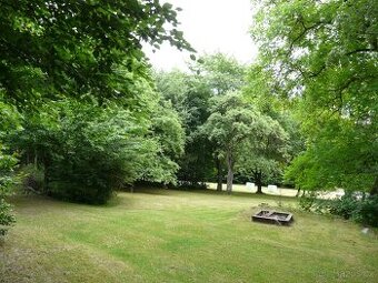 Velký stavební pozemek Oznice - 1