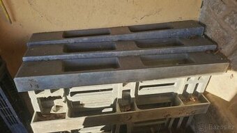 Plastové palety 4 ks 120 x 80 cm