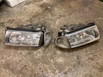 Predni svetlomety, svetla skoda oktavia 1. Xenon. Orig
