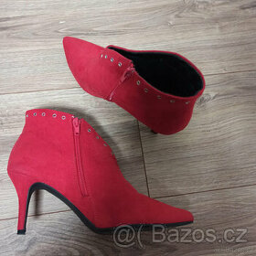 Krásné červené boty JENNY FAIRY 38