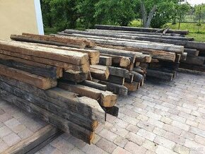 Prodám dřevo ze 150 let starého krovu 6-12m3