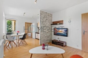 Pronájem bytu 2+kk s výhledem do zeleně (46m²), Liberec - Ro