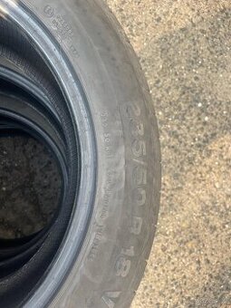 4ks letní pneu 235/50 R 18 Continental