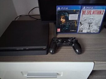 PS4 Slim