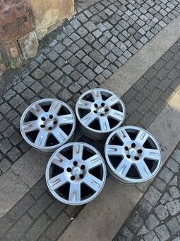 Disky r16 Ford