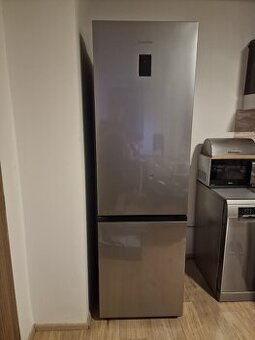 Kombinovana lednice Samsung, 2021, C, 166 kWh/rok, 35 dB
