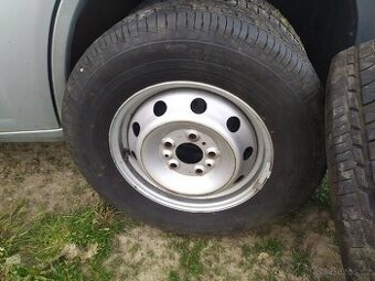 Zánovní pneu 215/70R15C 8,5mm Barum