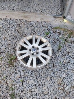 Alu disky 7jx17 et49