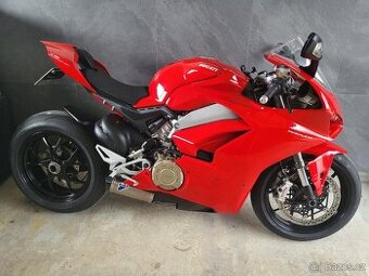 Ducati Panigale V4 - 1