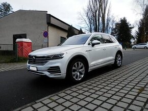 VW Touareg 3.0TDi 210Kw, Panorama, 1. maj. ČR, DPH